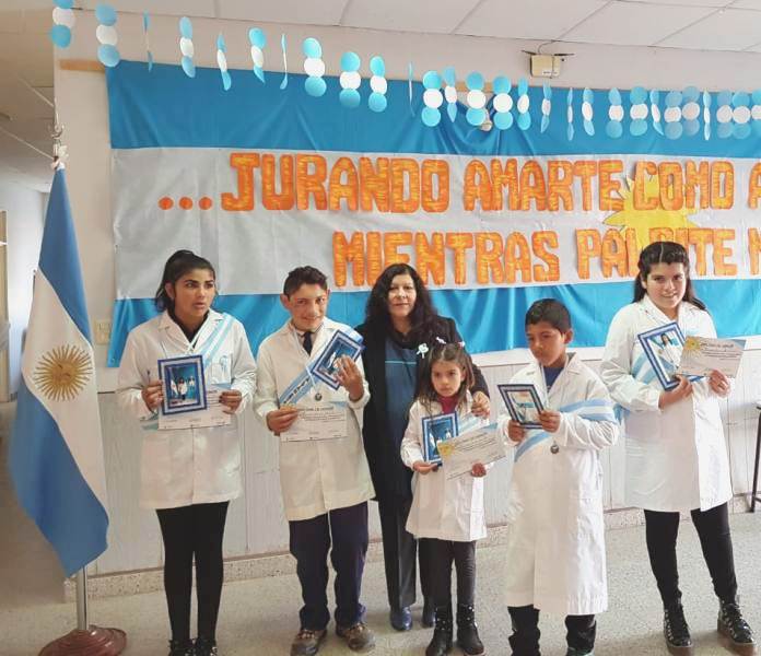 Chepes: Alumnos de la Escuela Especial prometieron Lealtad a la Bandera Chepes: Alumnos de la Escuela Especial prometieron Lealtad a la Bandera