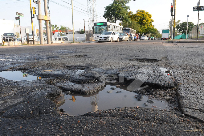 Habría unos 4.000 baches repartidos por la Capital