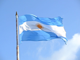 Qué simboliza la bandera de Argentina?