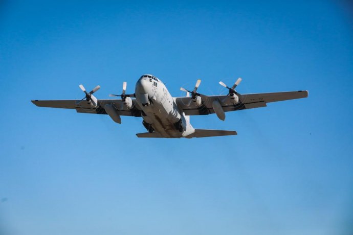 Partio Un Hercules Para Traer Argentinos Desde Guayaquil