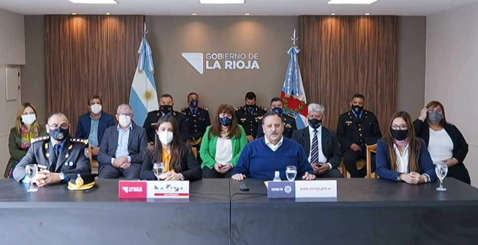 El Gobernador Quintela anunció un bono para la fuerza de seguridad