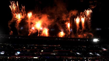 Con un show de música y fuegos artificiales, se inauguró el Mundial