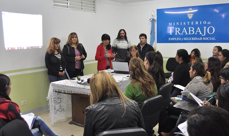Crearán un plan integral de promoción de la economía social